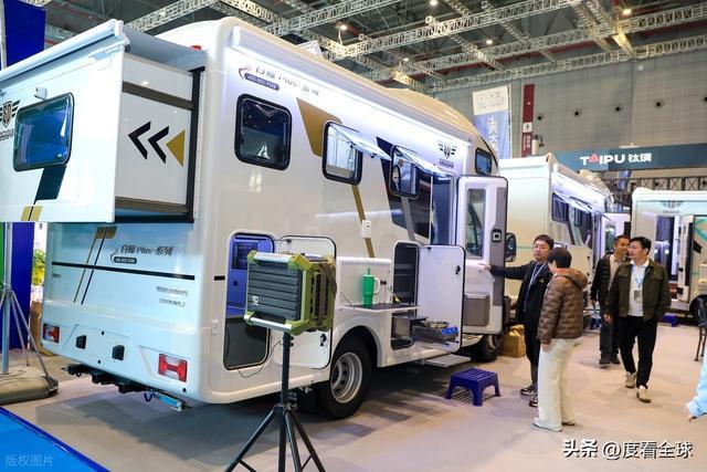 源引领房车产业在上海掀起全球变革浪潮开元棋牌app渗透率飙升24%!新能(图9) 源引领房车产业在上海掀起全球变革浪潮开元棋牌app渗透率飙升24%!新能(图9)